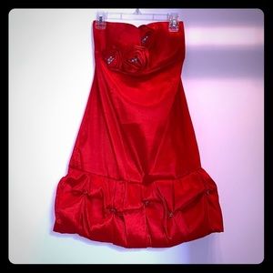 Red mini dress..🌫